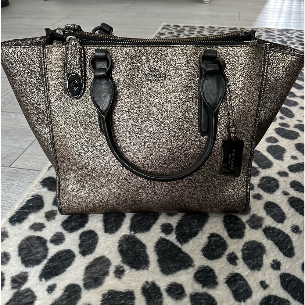 Beautiful Coach leather Carry all in a beautiful bronze color Gorgeous f…